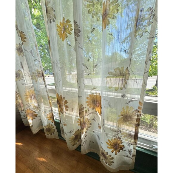 Vintage 1970s cream curtain, large brown, orange flowers, pleated, price for 1 - Picture 2 of 10